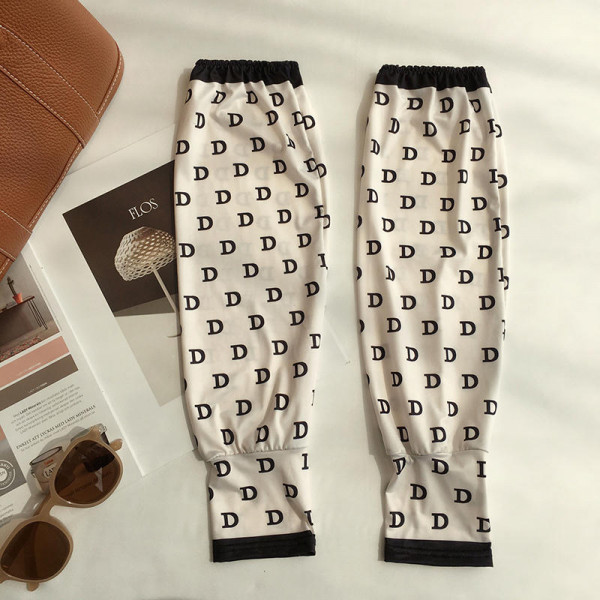 Sun protection sleeve female UV 2023 new summer driving loose extension ice silk gloves